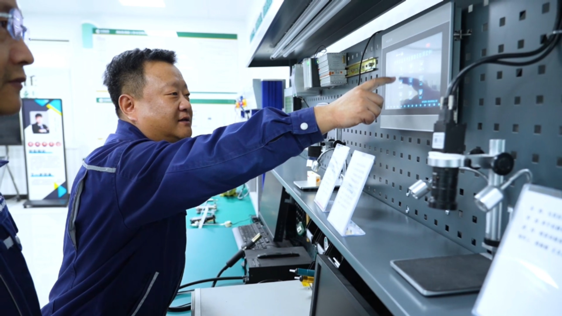 百花齐放的城市新产业：从能源依赖到双轮奔腾(图6)