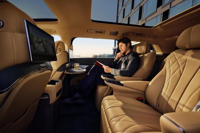 累计销售84549辆腾势D9再获1-11月新能源MPV销冠(图2)