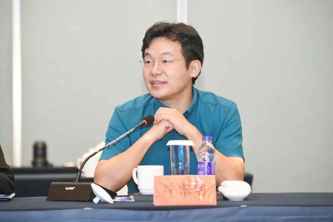 天价离婚案再现！光伏上市公司董事长离婚前妻分走446亿！(图2)