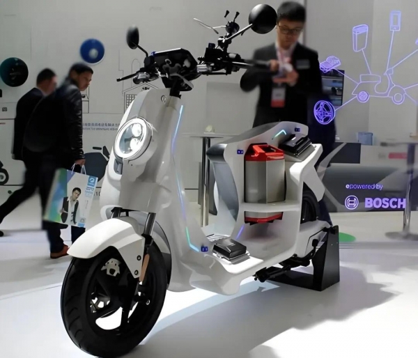 电动车或将淘汰替代品已经出现！不充电、不加油、跑得远！(图3)