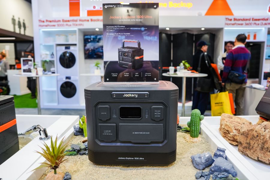 锚定星链全球布局华宝新能AI光储与火星机器人深耕离网能源(图2)