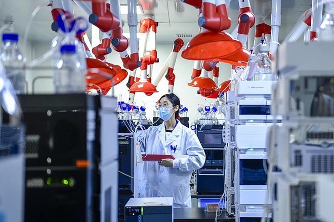 两会定调：在经济形态上中国要超级进化！(图2)