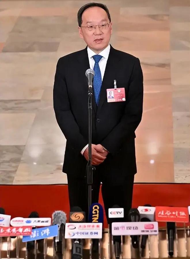 两会定调：在经济形态上中国要超级进化！(图3)