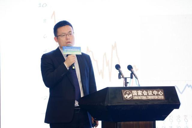 绿潮涌动·周期重启——2026华夏双碳能源发展大会圆满举办(图1)