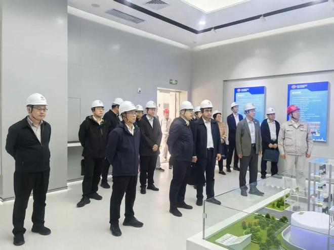 国家能源局电力司赴烟台龙源龙山熔盐储能示范项目调研(图2)